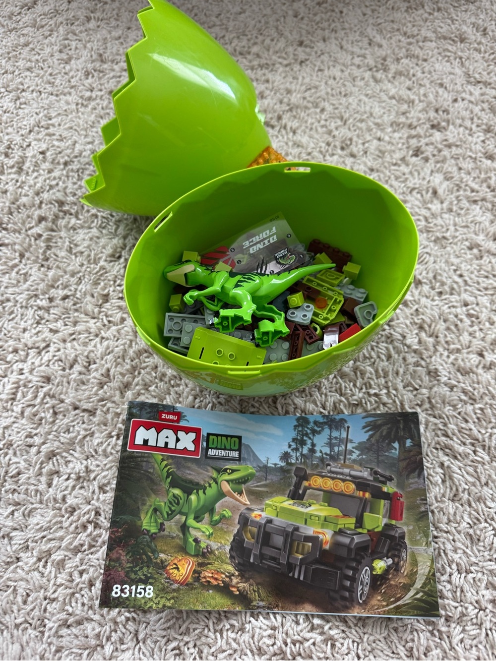 Zuru Max Dino Adventure Green Egg Builder Playset - Green